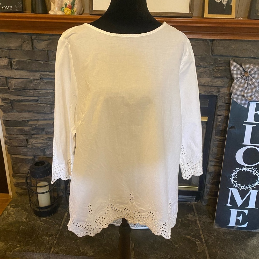 Chico's White Eyelet Shift Blouse